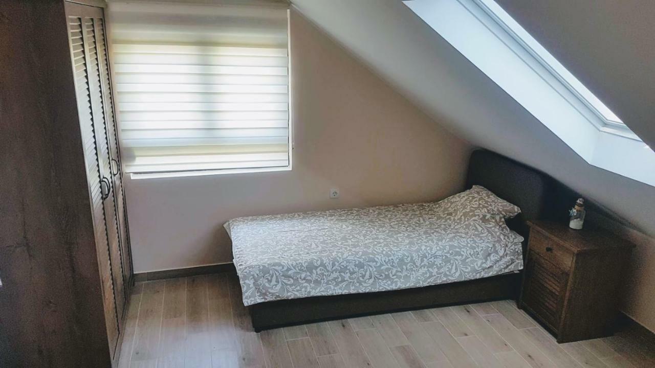 Monika Apartment Тиват Екстериор снимка