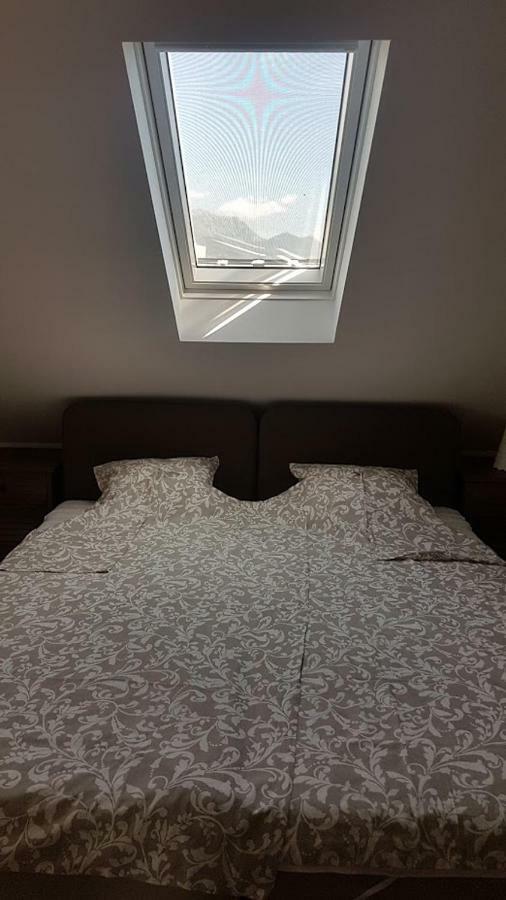 Monika Apartment Тиват Екстериор снимка