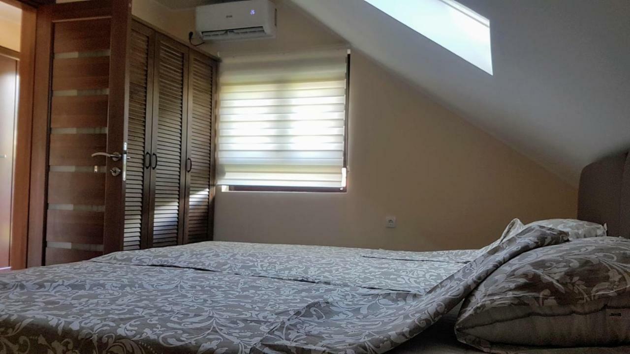 Monika Apartment Тиват Екстериор снимка
